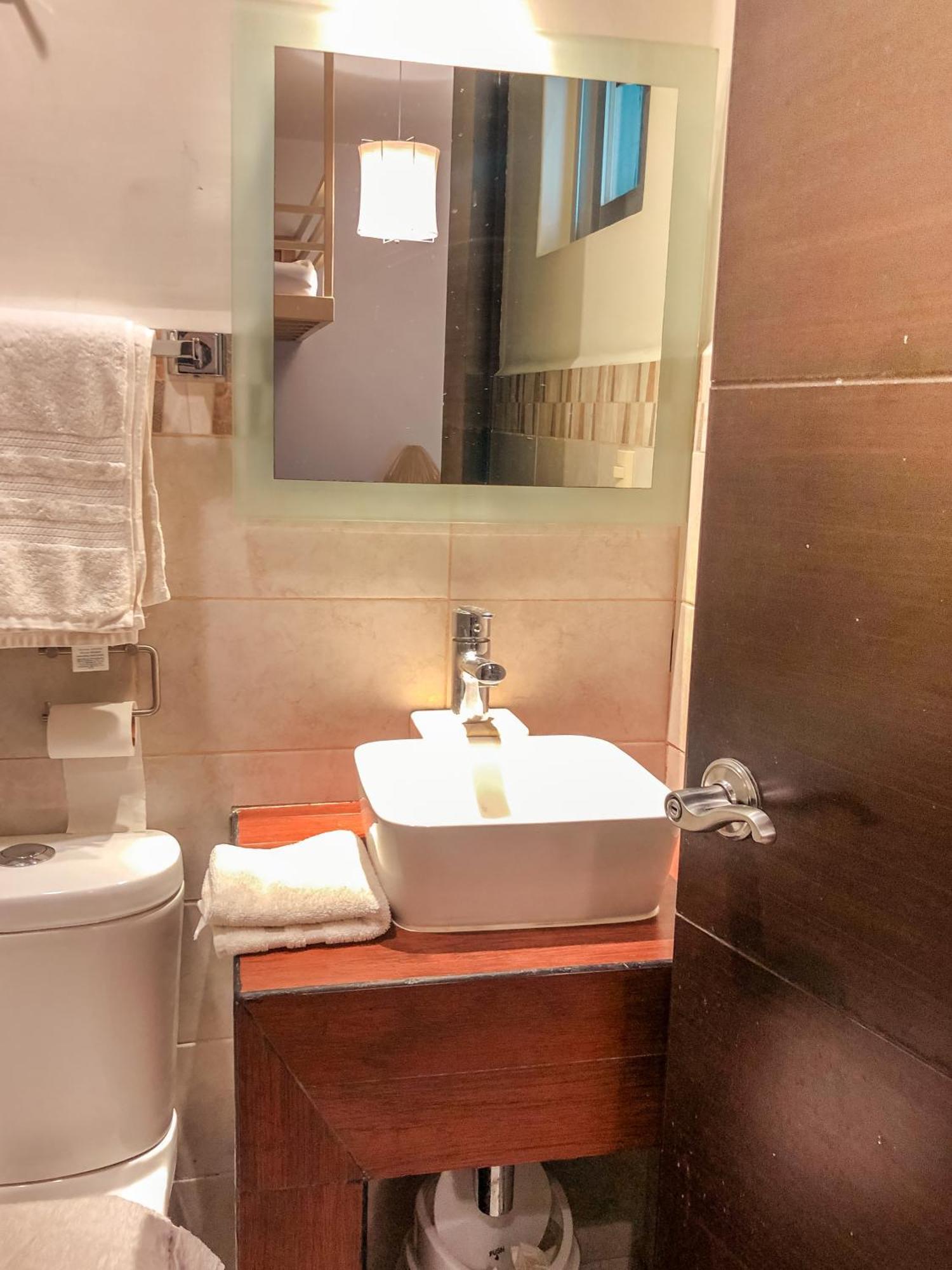 Suites Hamburgo เม็กซิโกซิตี้ ภายนอก รูปภาพ